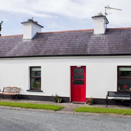 Stunning 3-bedroom House With Private Garden Holiday home
